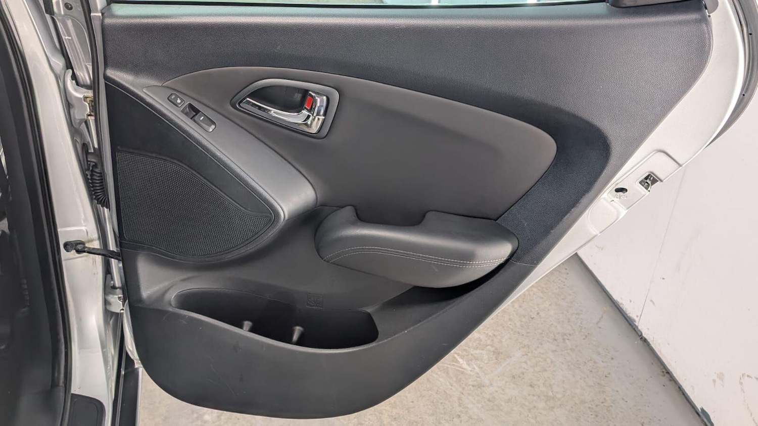 Used Hyundai Ix35 2012 for sale - 77839747: Photo 48