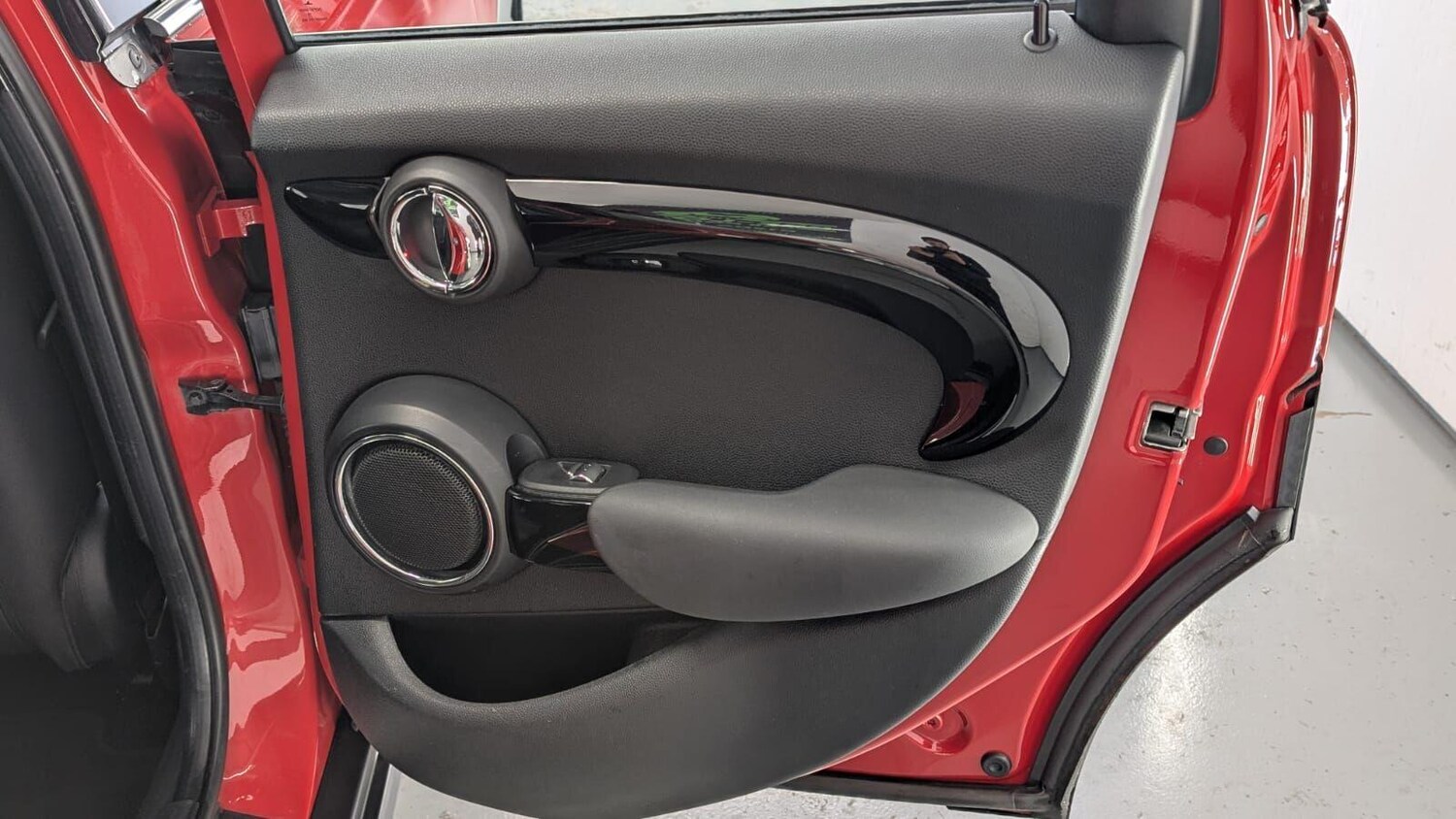 Used MINI Hatch 2017 for sale - 76370627: Photo 48