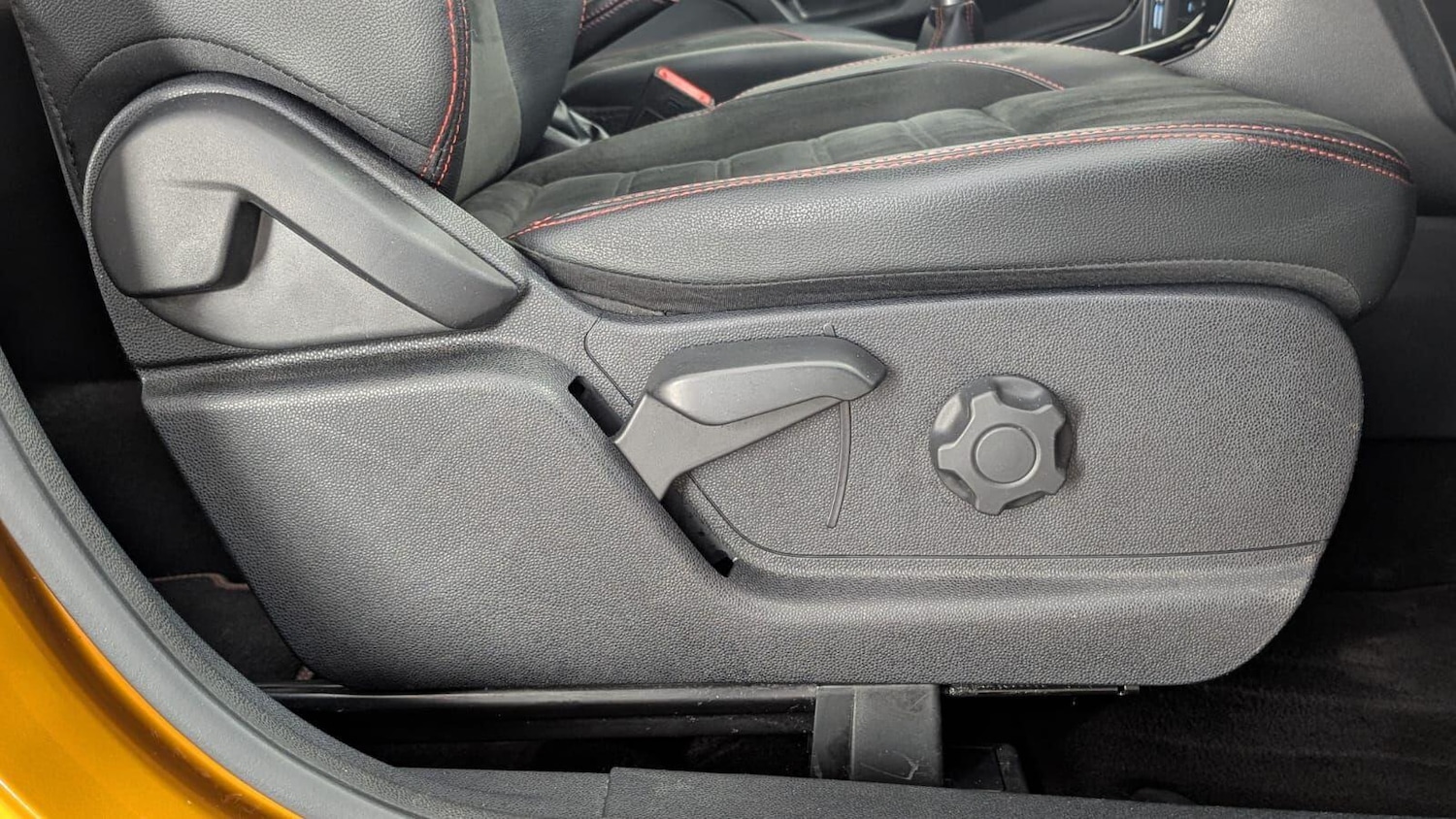 Used Ford Ecosport 2018 for sale - 77994299: Photo 37