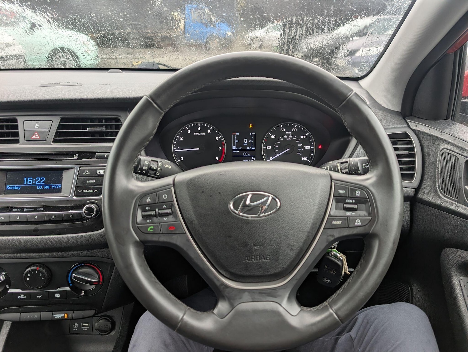 Used Hyundai i20 2017 for sale - 77469023: Photo 5