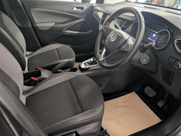 Used Vauxhall Crossland X 2020 for sale - 76283021: Photo 2