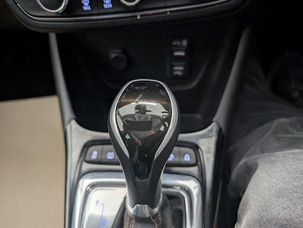 Used Vauxhall Crossland X 2020 for sale - 76283021: Photo 40