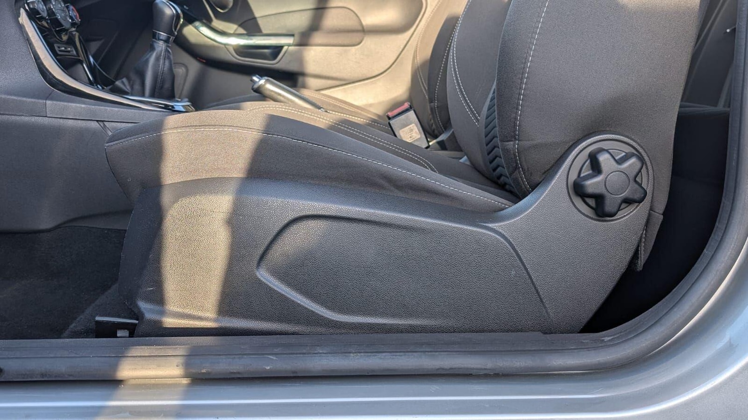 Used Ford Fiesta 2014 for sale - 77016358: Photo 75