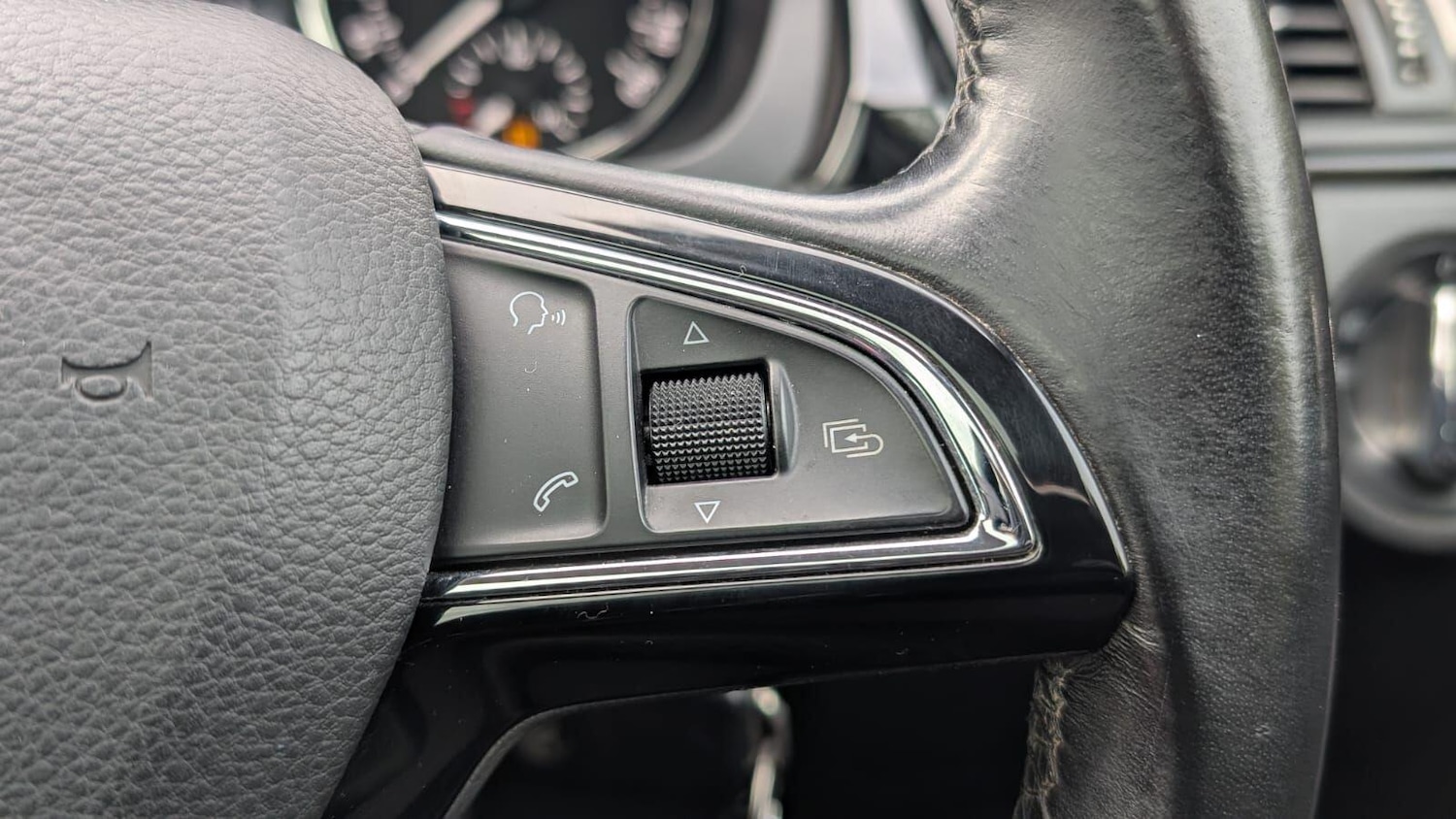 Used Skoda Rapid Spaceback 2015 for sale - 76306702: Photo 32