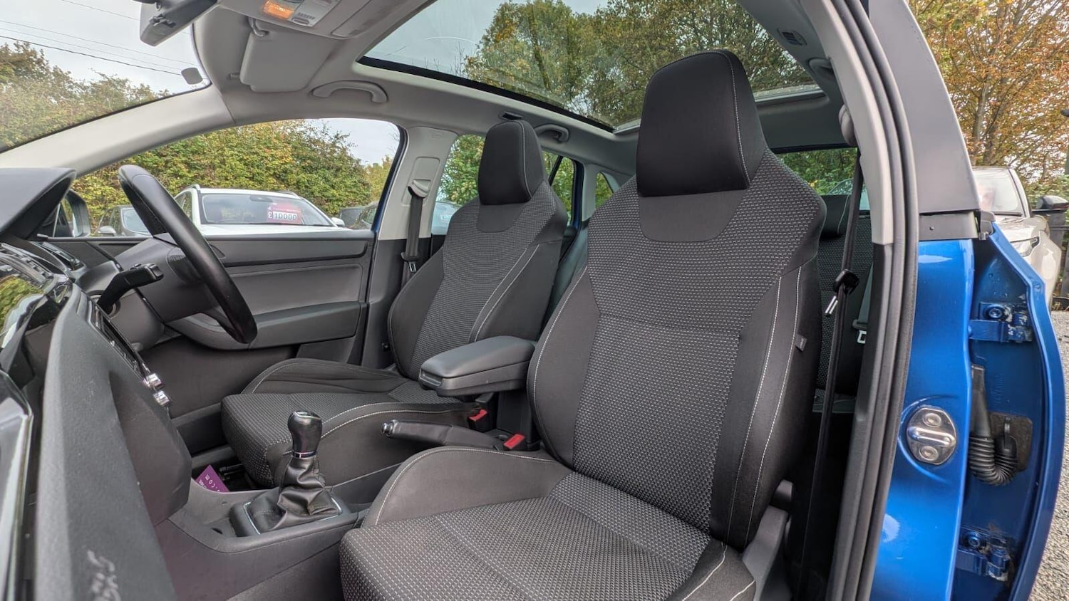 Used Skoda Rapid Spaceback 2015 for sale - 76306702: Photo 57
