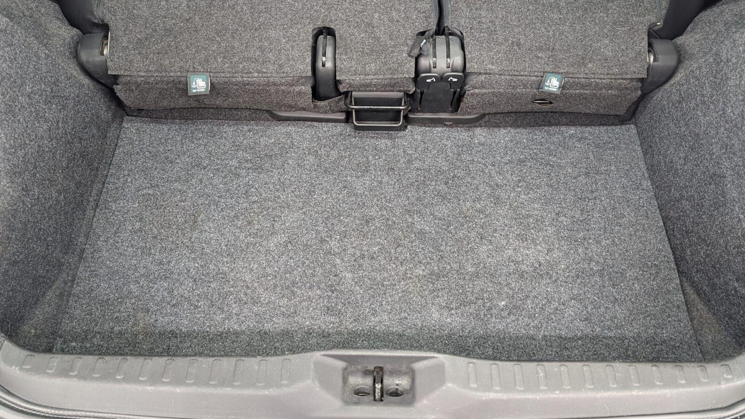 Used Nissan Micra 2010 for sale - 77237938: Photo 13