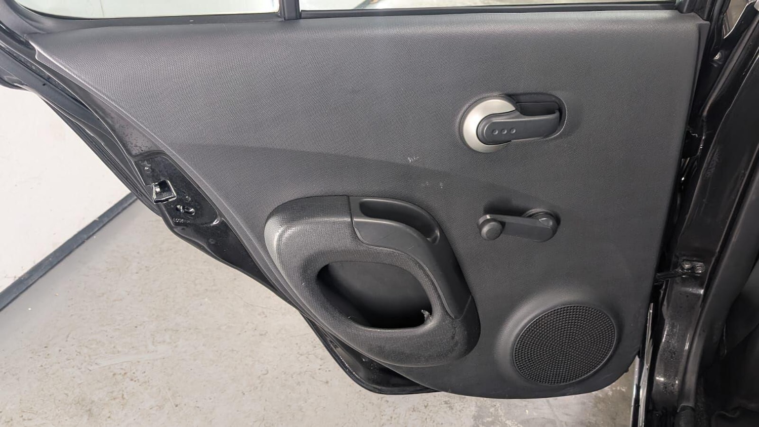 Used Nissan Micra 2010 for sale - 77237938: Photo 38