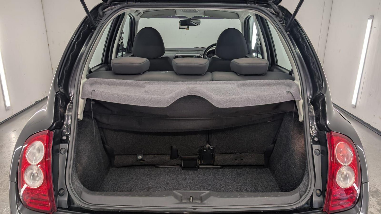 Used Nissan Micra 2010 for sale - 77237938: Photo 86