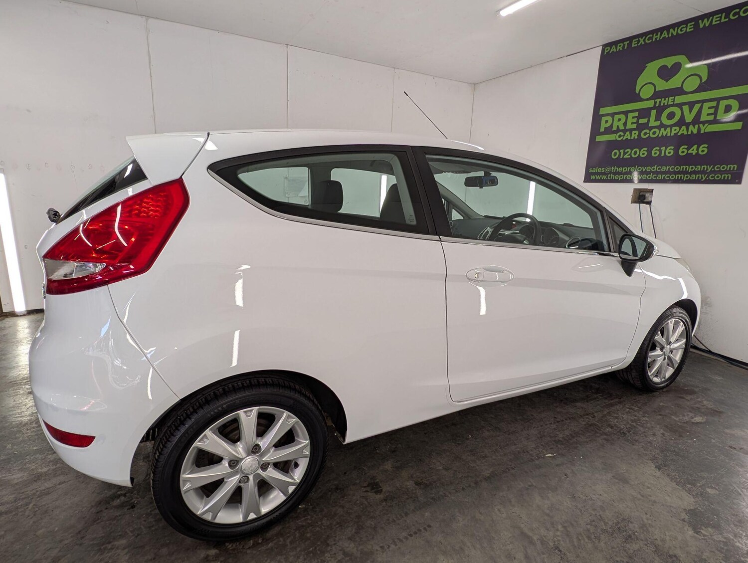 Used Ford Fiesta 2010 for sale - 76072045: Photo 24
