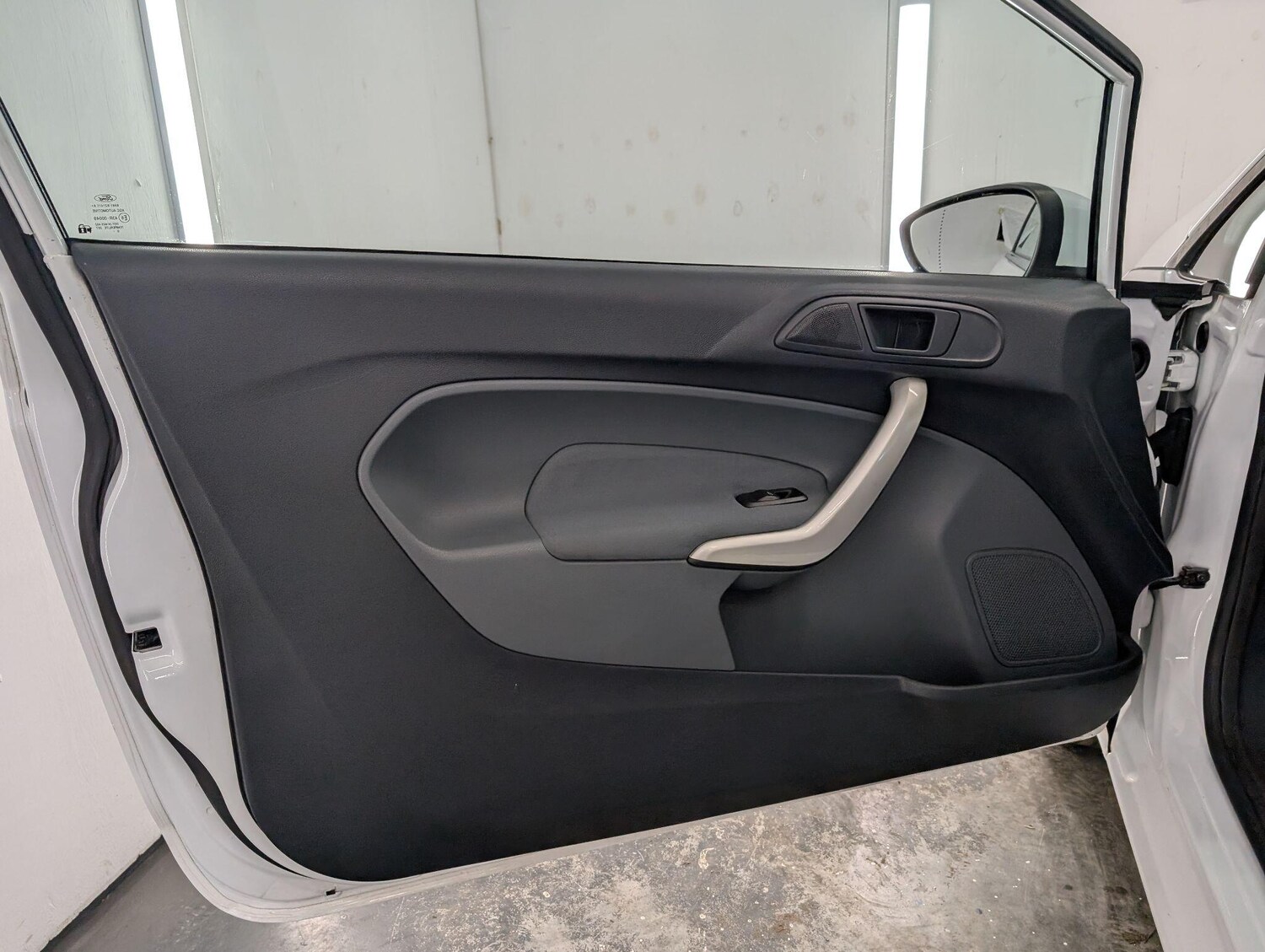 Used Ford Fiesta 2010 for sale - 76072045: Photo 41