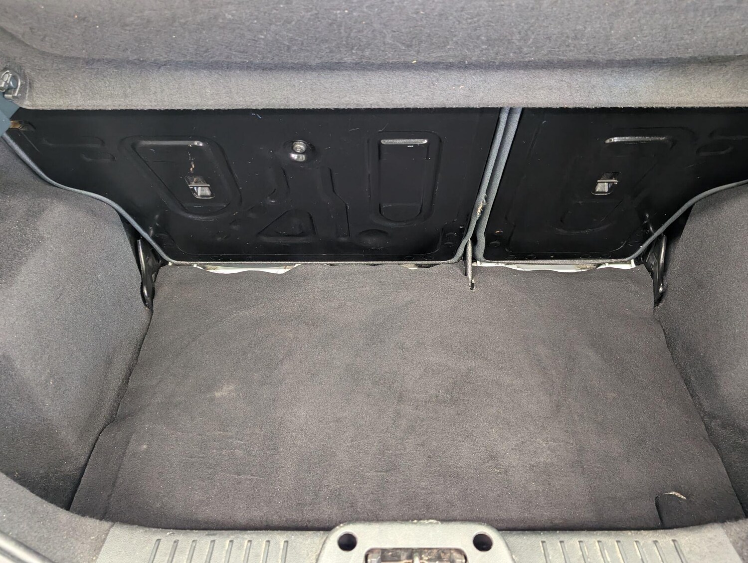 Used Ford Fiesta 2010 for sale - 76072045: Photo 51