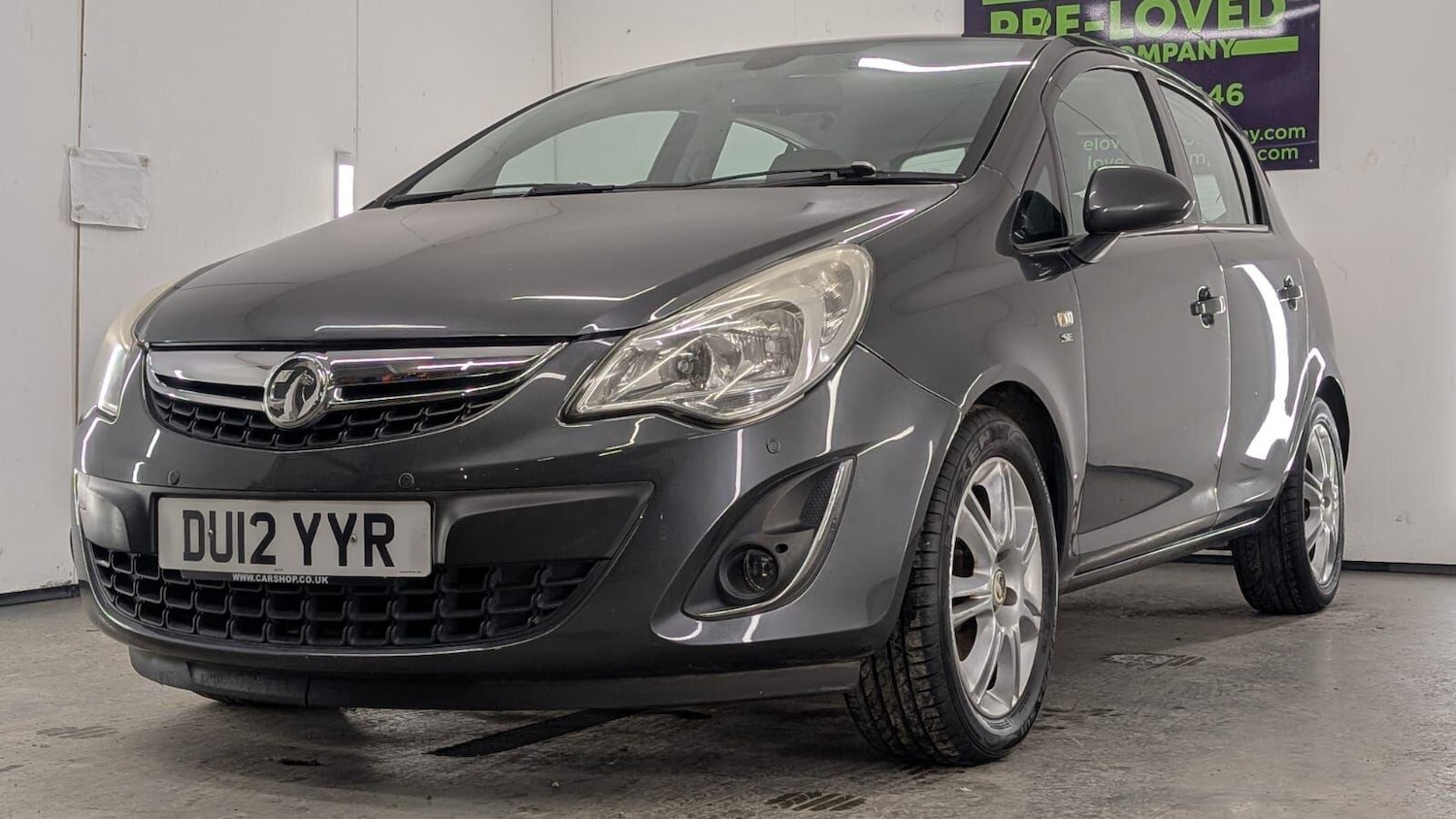 Used Vauxhall Corsa 2012 for sale - 77331240: Photo 2