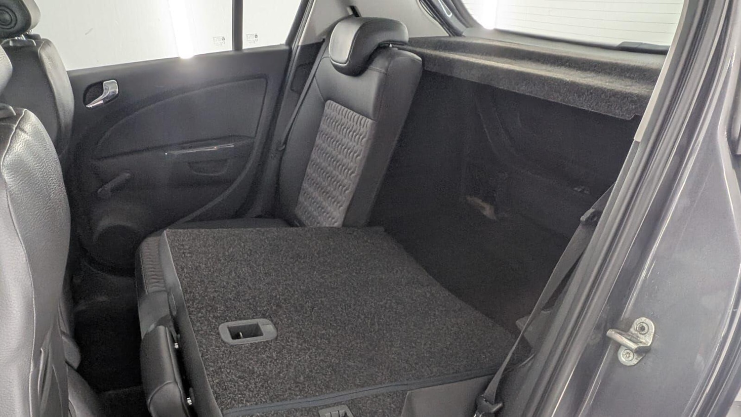 Used Vauxhall Corsa 2012 for sale - 77331240: Photo 28