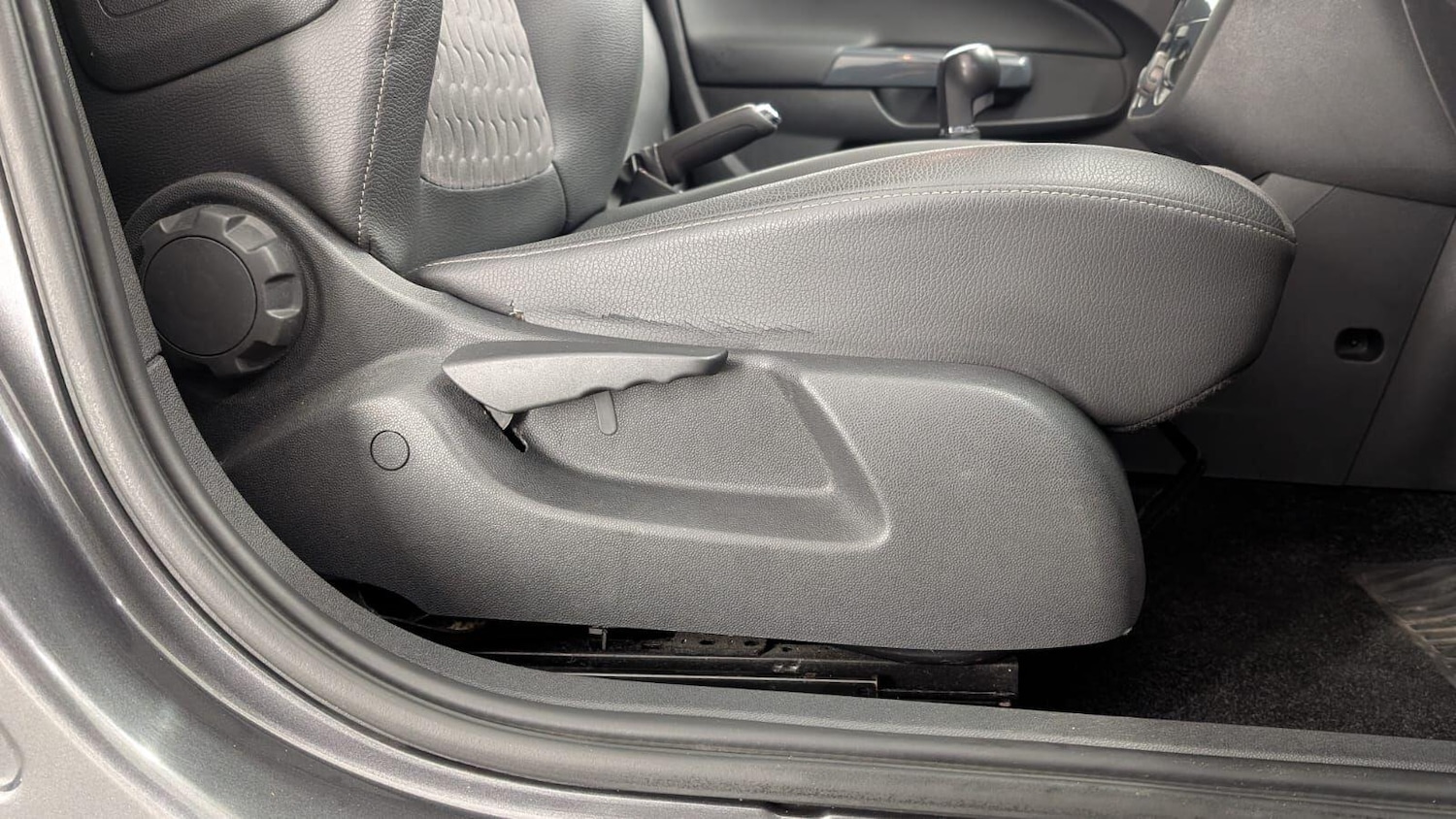 Used Vauxhall Corsa 2012 for sale - 77331240: Photo 46