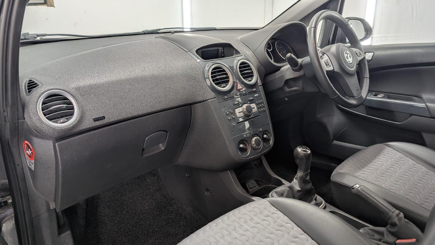 Used Vauxhall Corsa 2012 for sale - 77331240: Photo 67