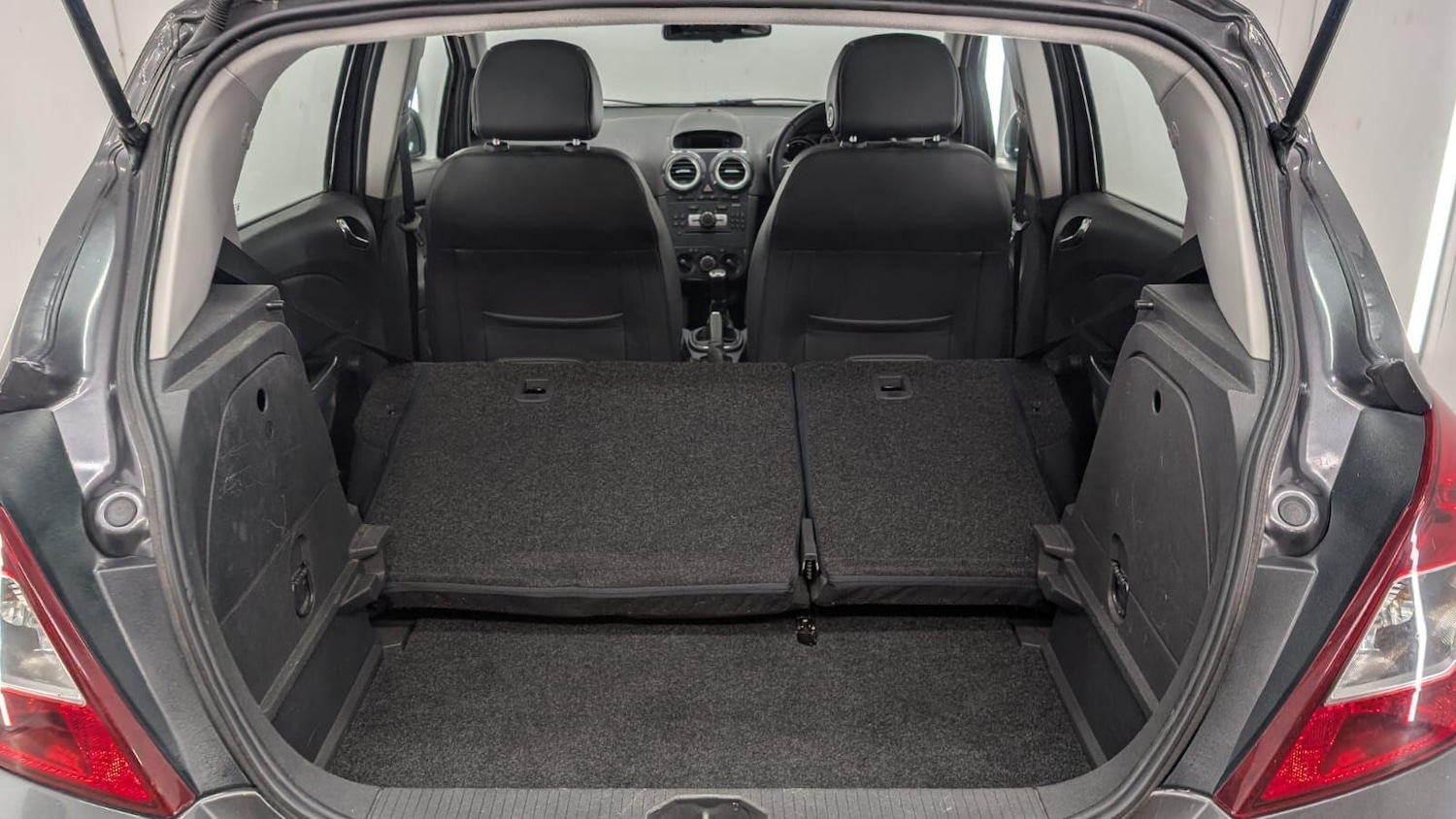 Used Vauxhall Corsa 2012 for sale - 77331240: Photo 70