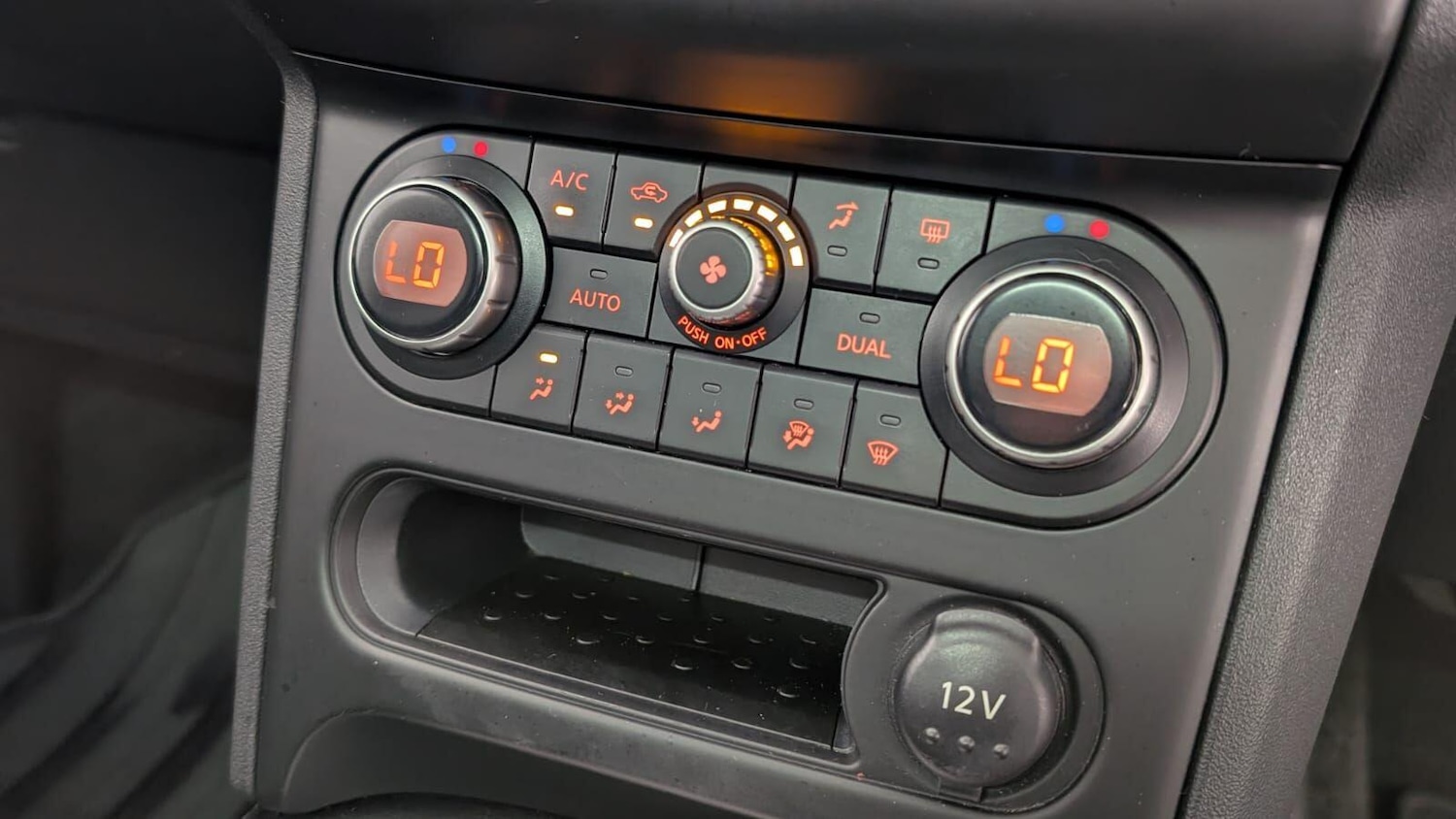 Used Nissan Qashqai+2 2011 for sale - 77599031: Photo 89