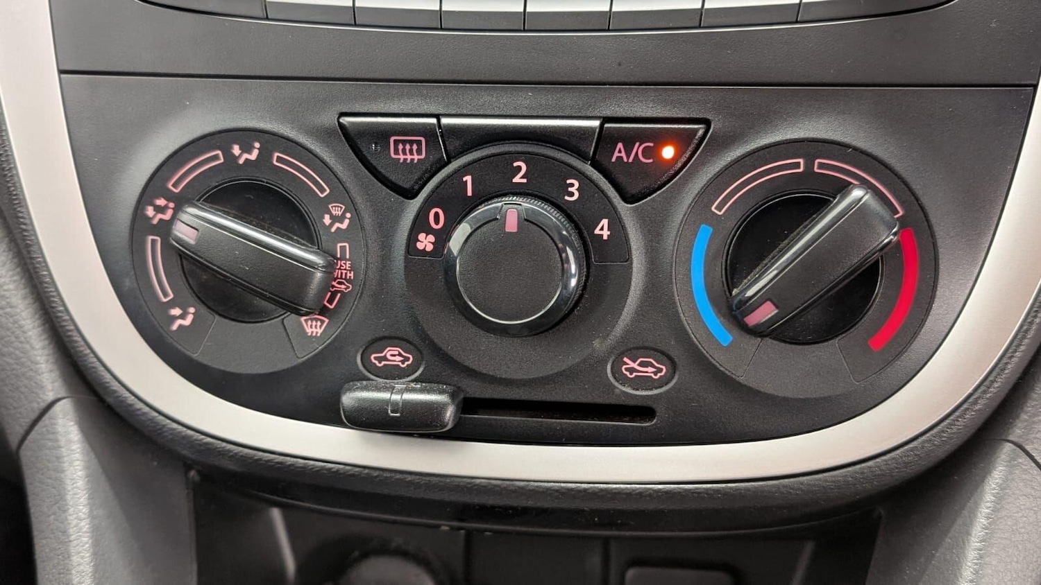 Used Suzuki Celerio 2015 for sale - 78047154: Photo 44