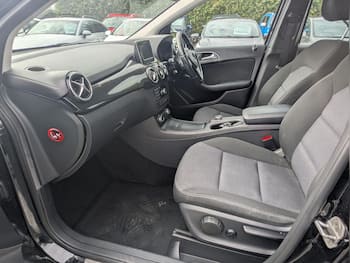 Used Mercedes-Benz B Class 2014 for sale - 79847260: Photo