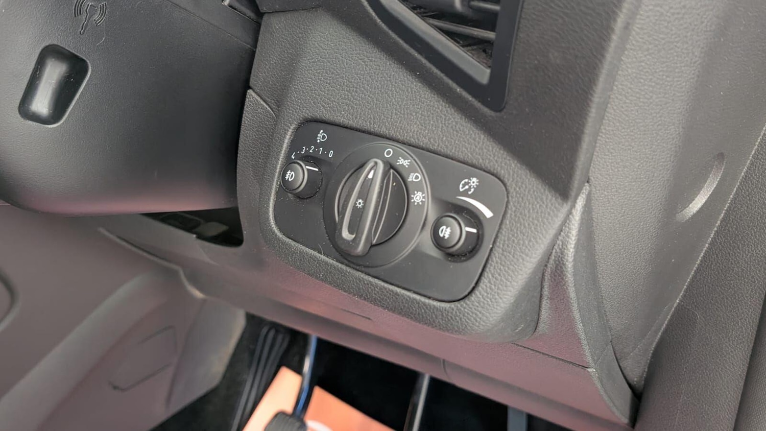 Used Ford Kuga 2017 for sale - 76485809: Photo 38