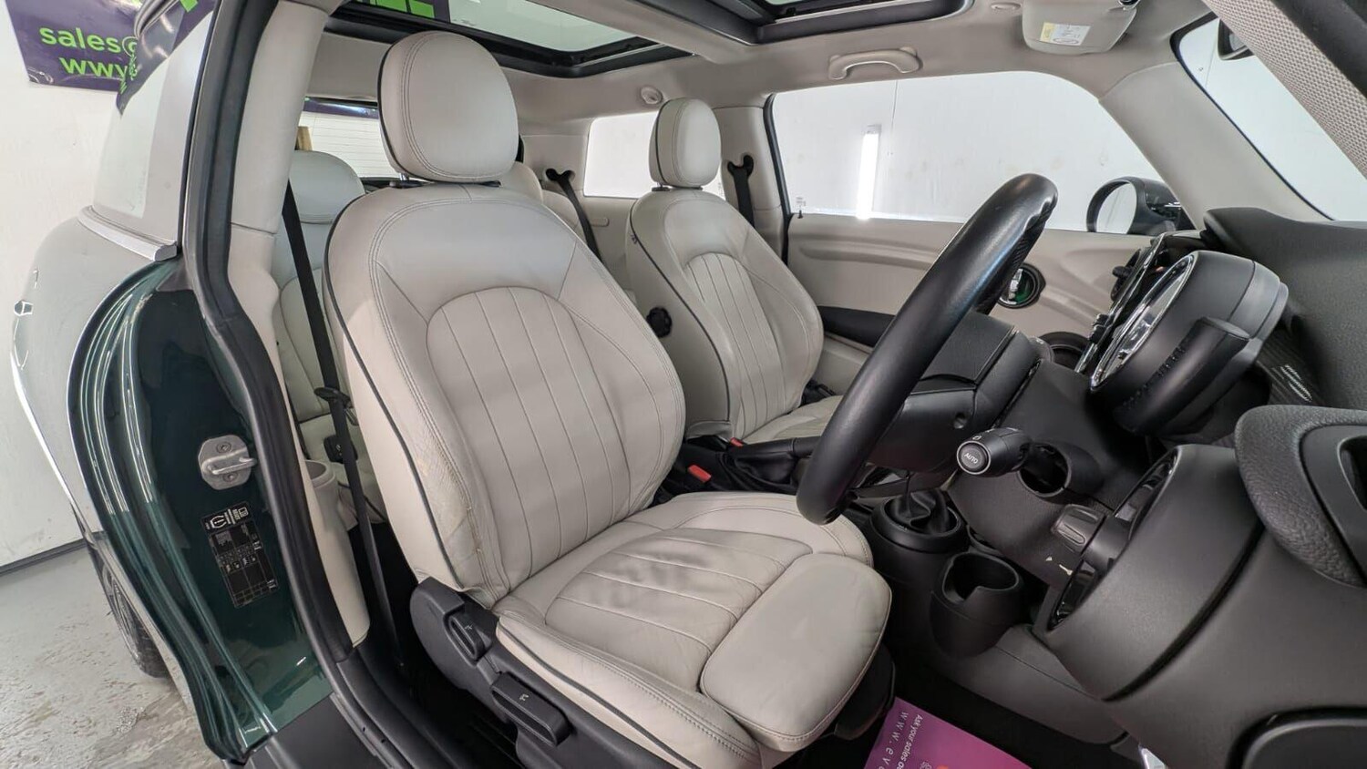 Used MINI Hatch 2014 for sale - 76701067: Photo 27