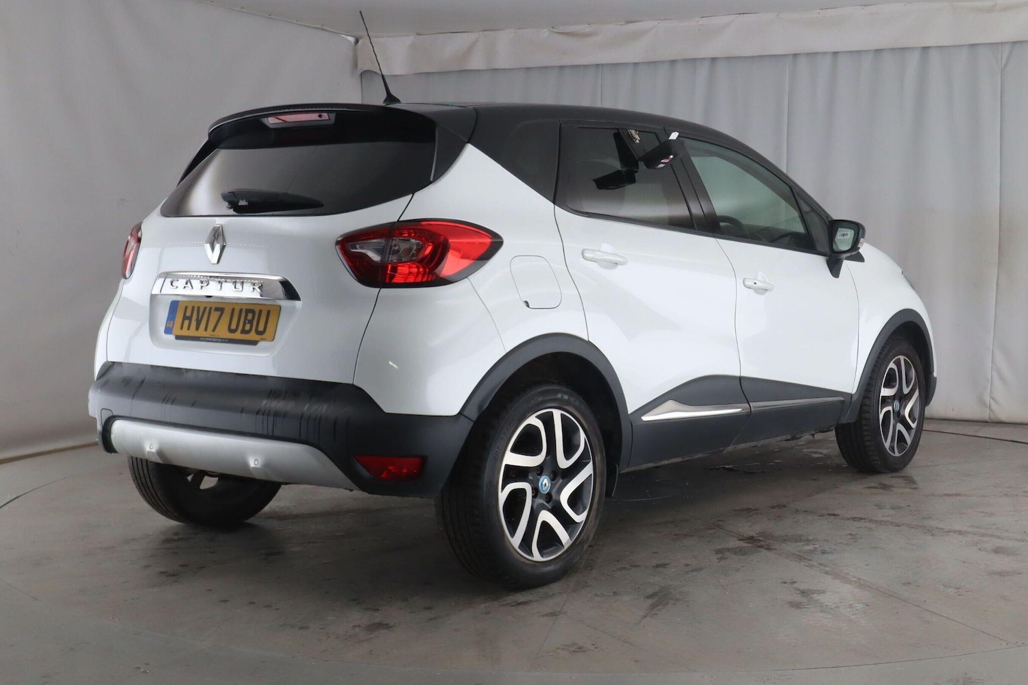 Used Renault Captur 2017 for sale - 76472494: Photo 8
