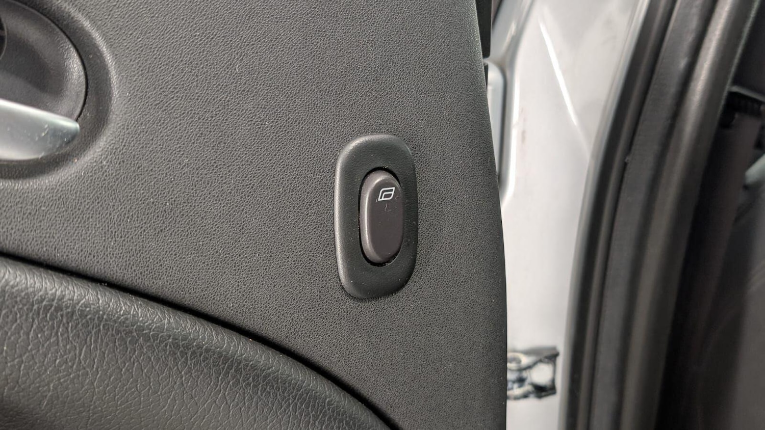 Used Saab 9-5 2007 for sale - 77768971: Photo 40