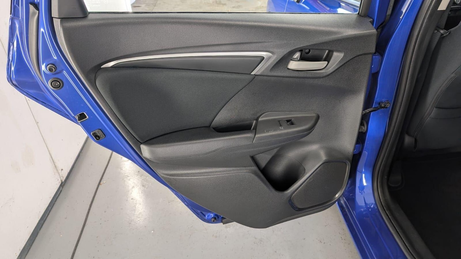 Used Honda Jazz 2017 for sale - 76423619: Photo 59