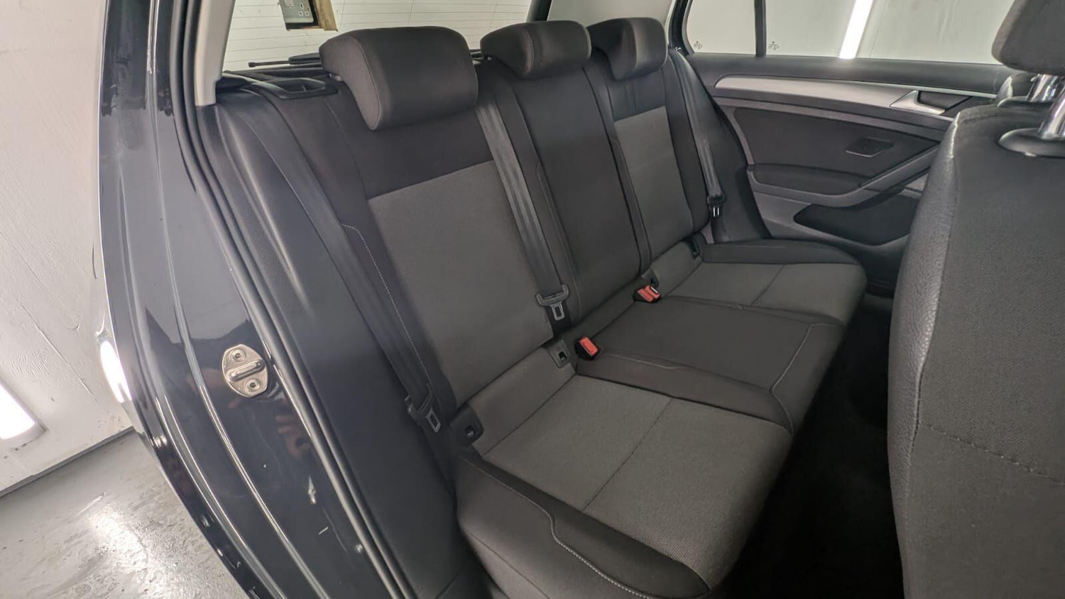 Used Volkswagen Golf 2015 for sale - 77230372: Photo 36