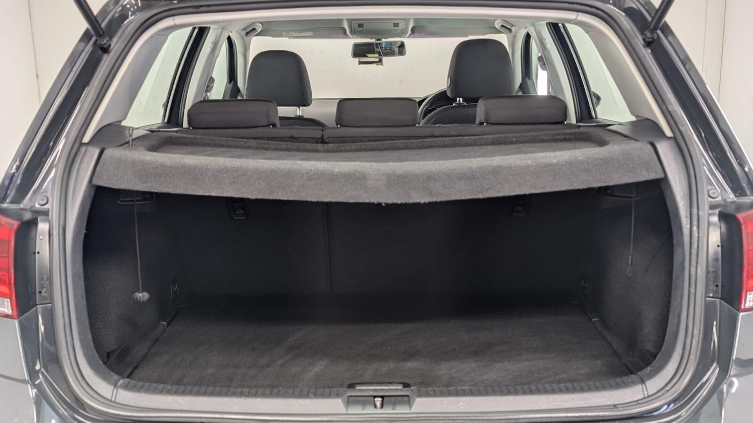 Used Volkswagen Golf 2015 for sale - 77230372: Photo 63