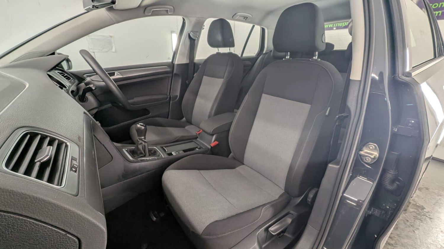 Used Volkswagen Golf 2015 for sale - 77230372: Photo 66