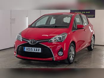 Used Toyota Yaris 2015 for sale - 79847143: Photo