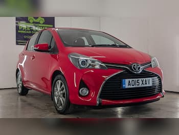 Used Toyota Yaris 2015 for sale - 79847143: Photo