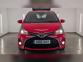 Used Toyota Yaris 2015 for sale - 79847143: Photo
