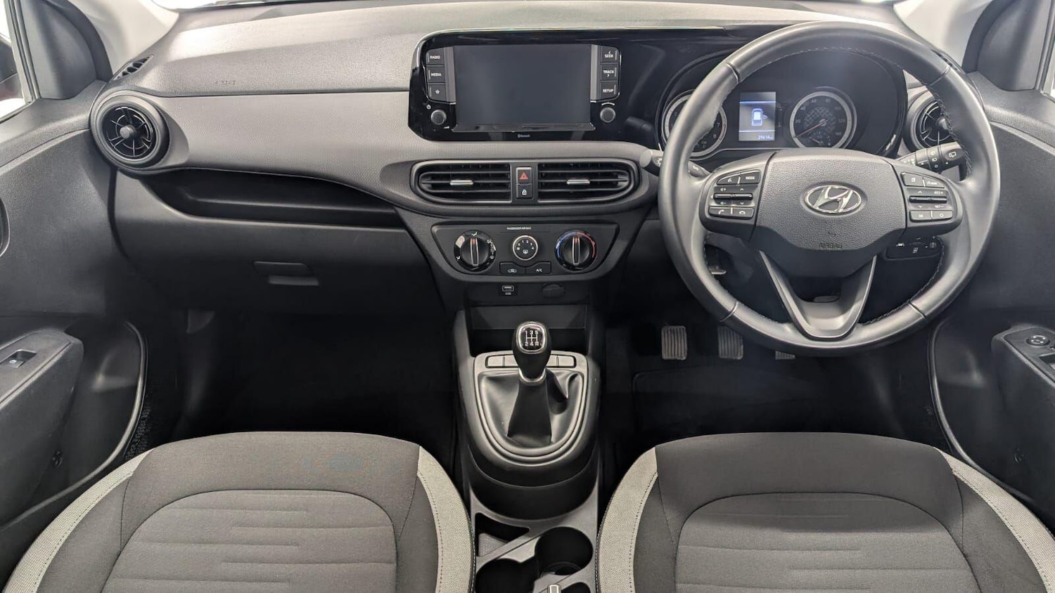 Used Hyundai i10 2020 for sale - 78047196: Photo 27