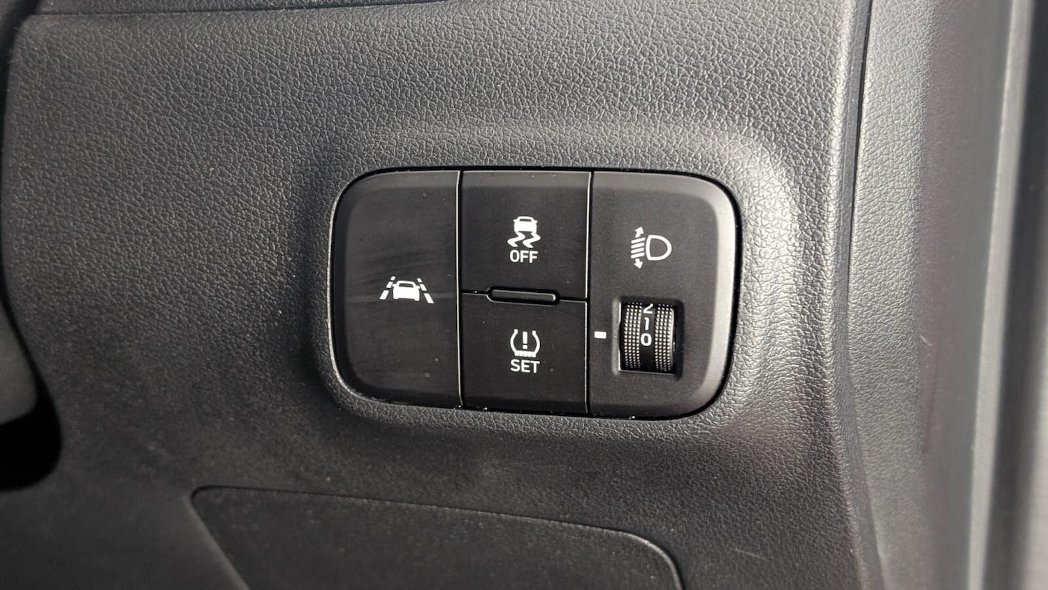 Used Hyundai i10 2020 for sale - 78047196: Photo 40