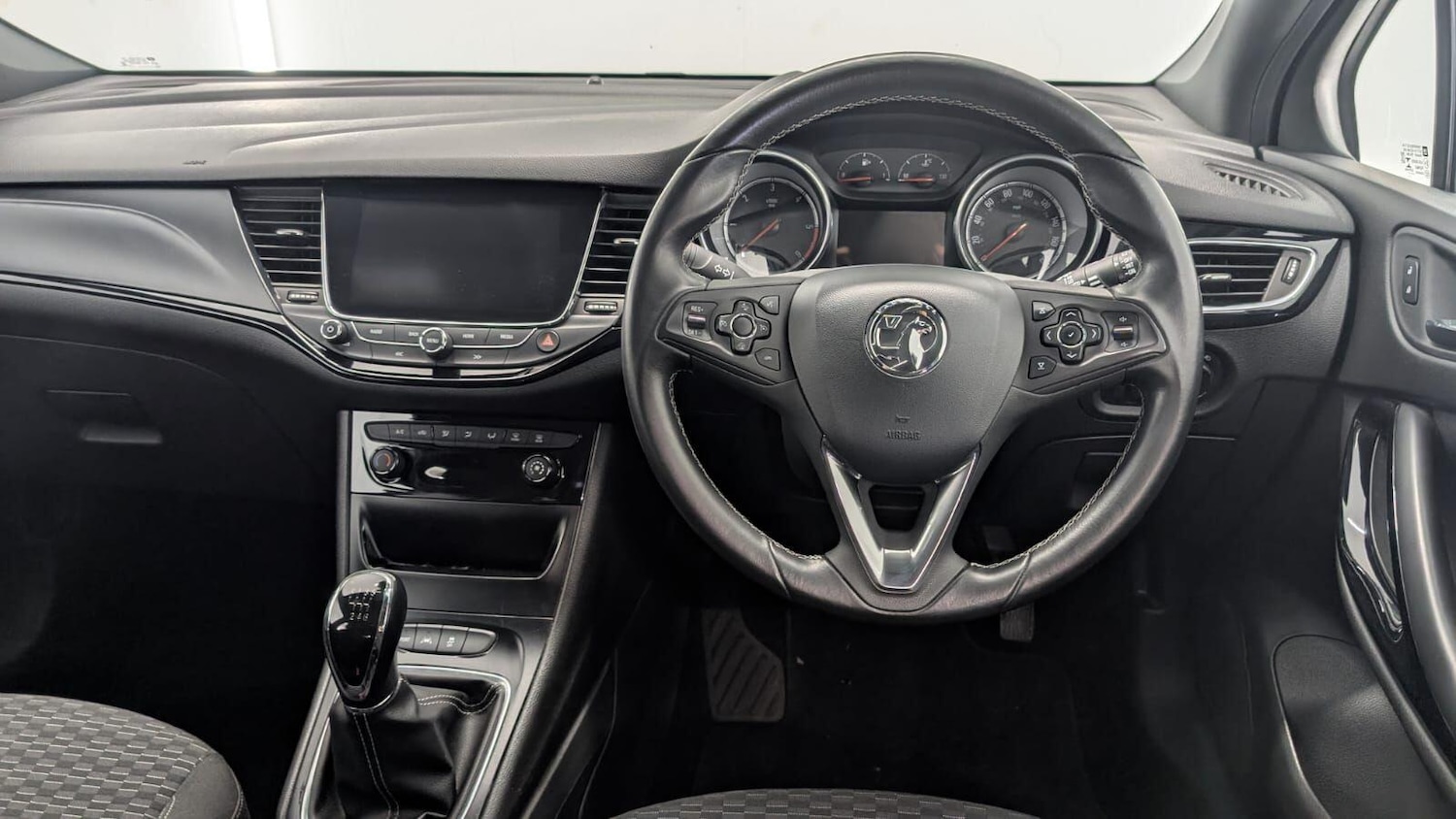 Used Vauxhall Astra 2017 for sale - 76926961: Photo 26