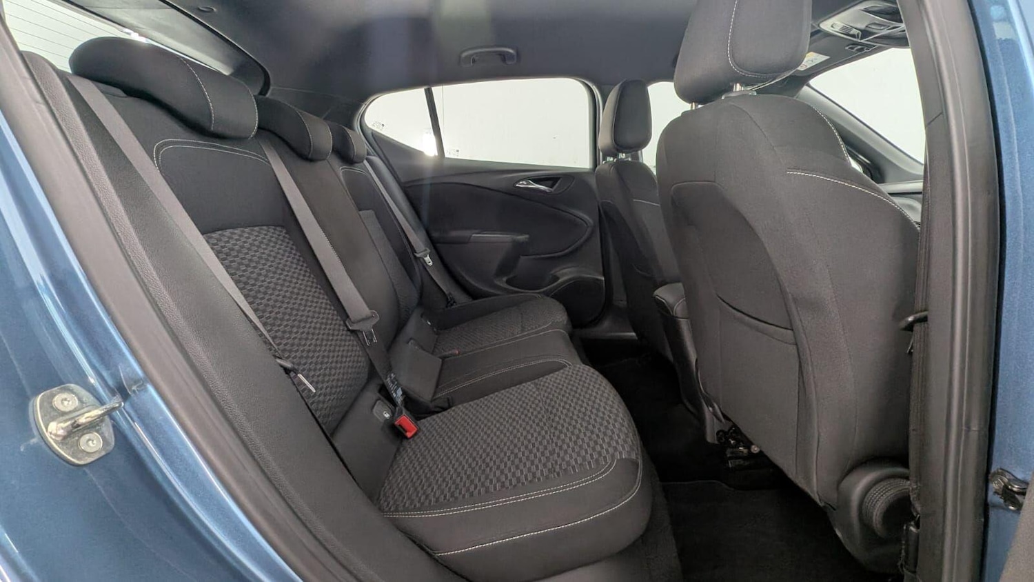 Used Vauxhall Astra 2017 for sale - 76926961: Photo 36