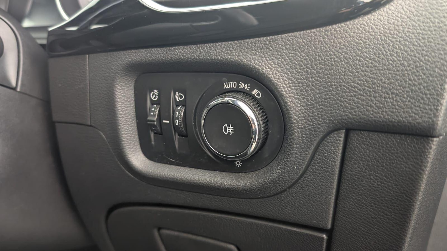 Used Vauxhall Astra 2017 for sale - 76926961: Photo 39