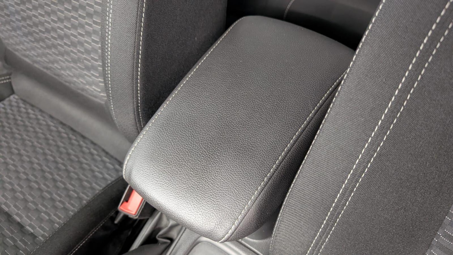 Used Vauxhall Astra 2017 for sale - 76926961: Photo 69