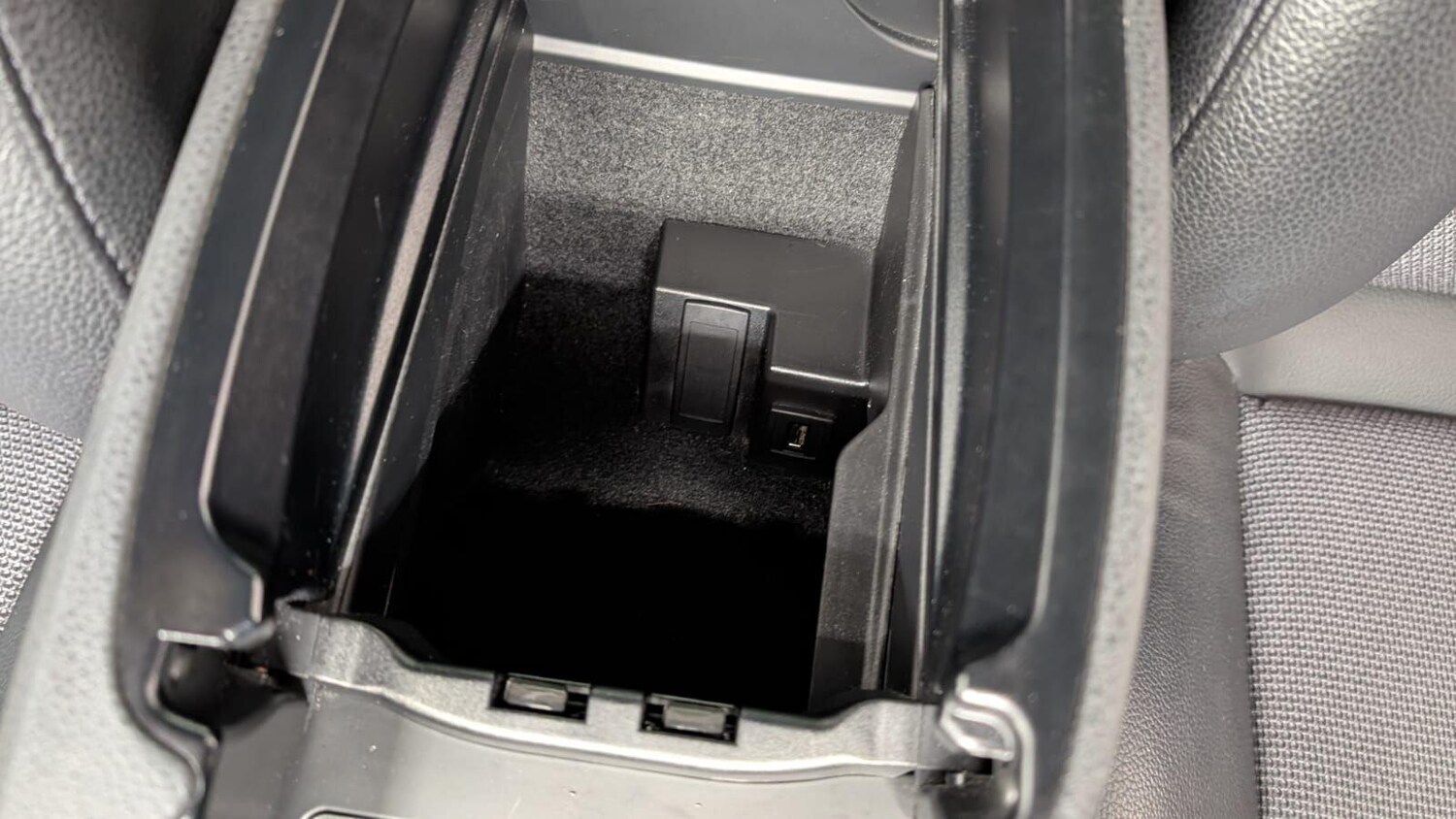 Used Mercedes-Benz C Class for sale - 77625974: Photo 39