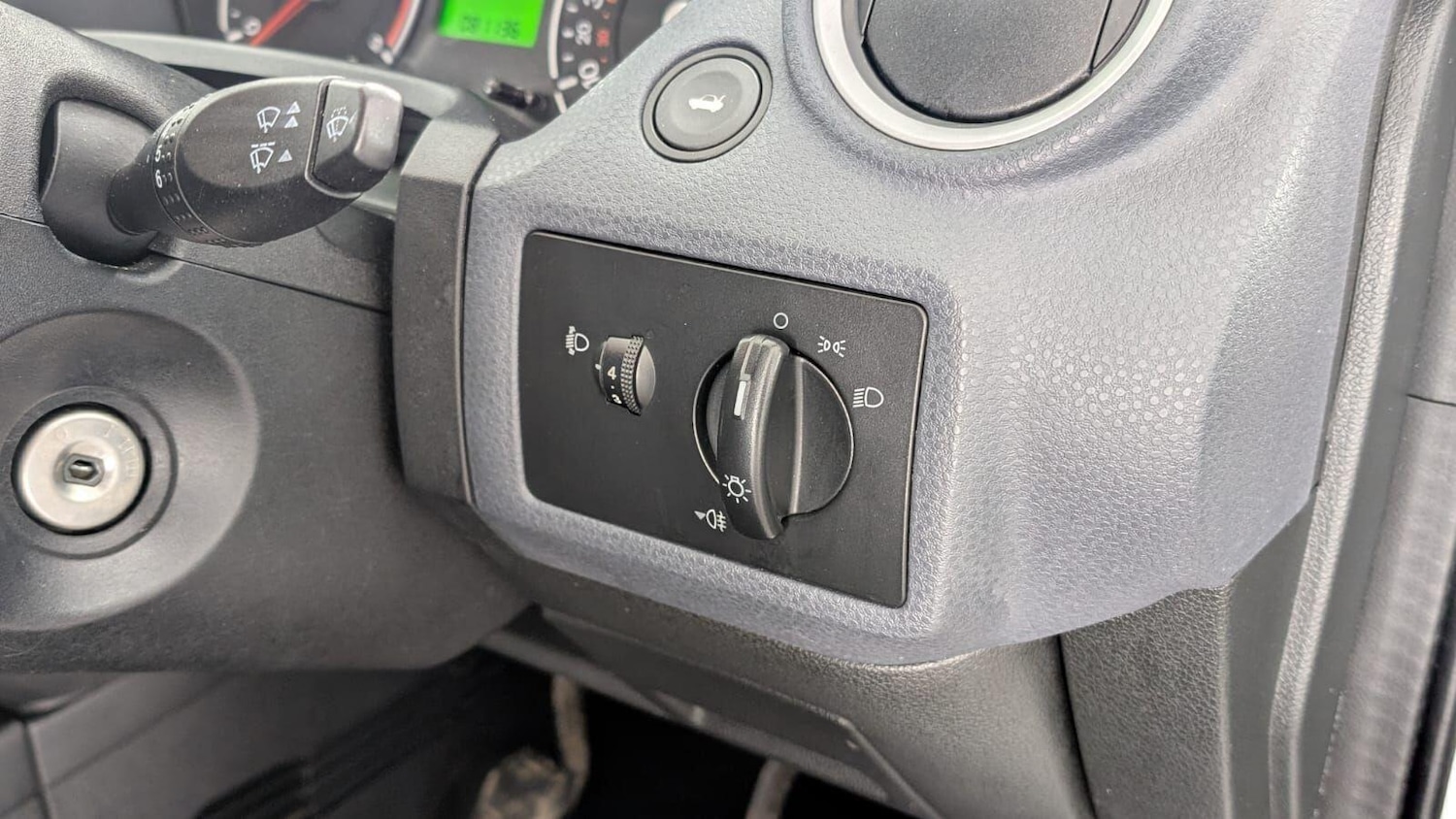 Used Ford Fiesta 2008 for sale - 76432993: Photo 27