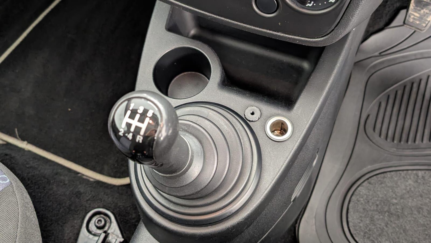 Used Ford Fiesta 2008 for sale - 76432993: Photo 37