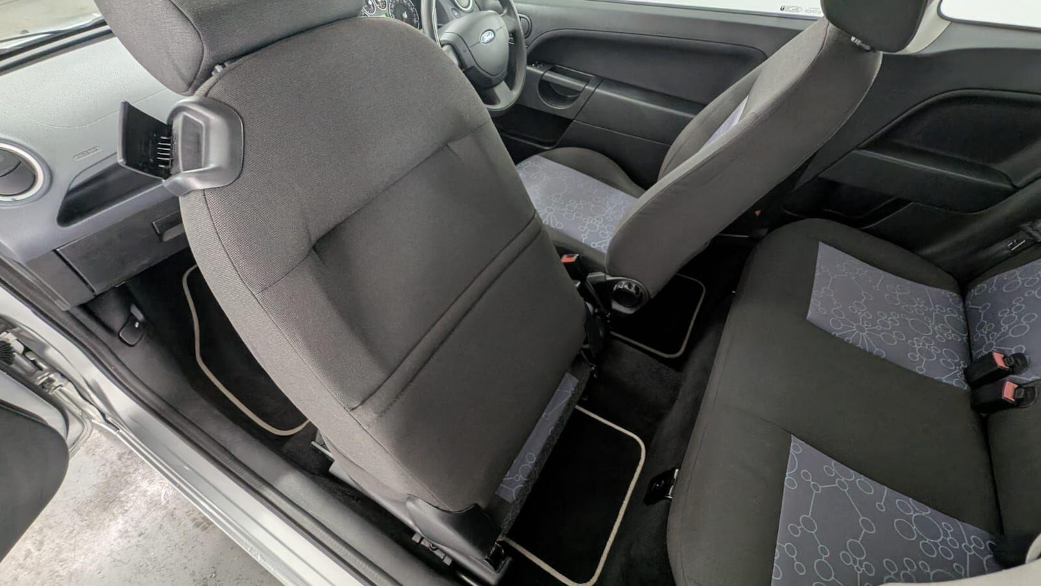 Used Ford Fiesta 2008 for sale - 76432993: Photo 52