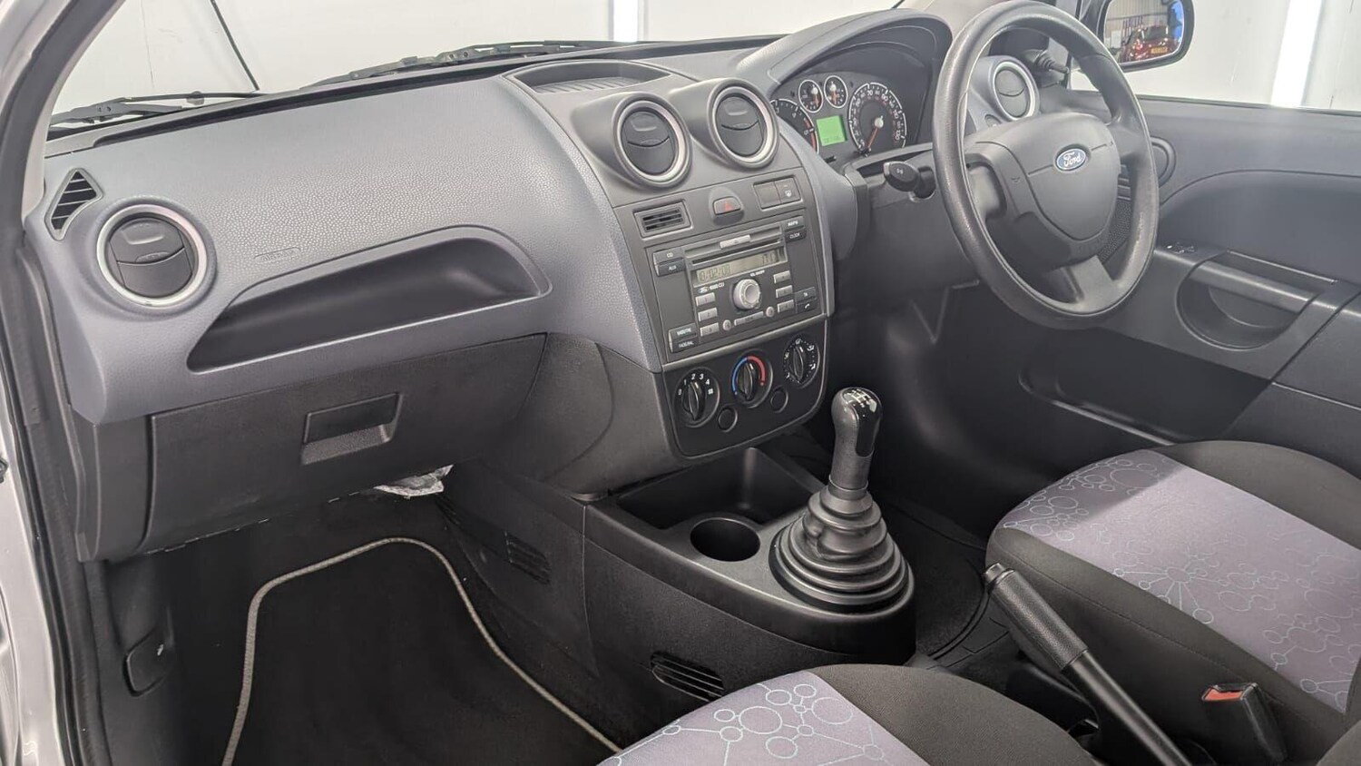 Used Ford Fiesta 2008 for sale - 76432993: Photo 61