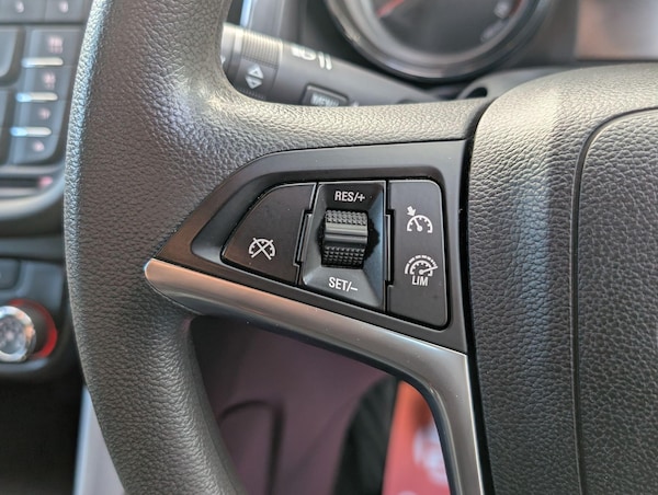 Used Vauxhall Zafira Tourer 2016 for sale - 76002566: Photo 41