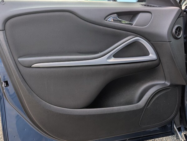 Used Vauxhall Zafira Tourer 2016 for sale - 76002566: Photo 42