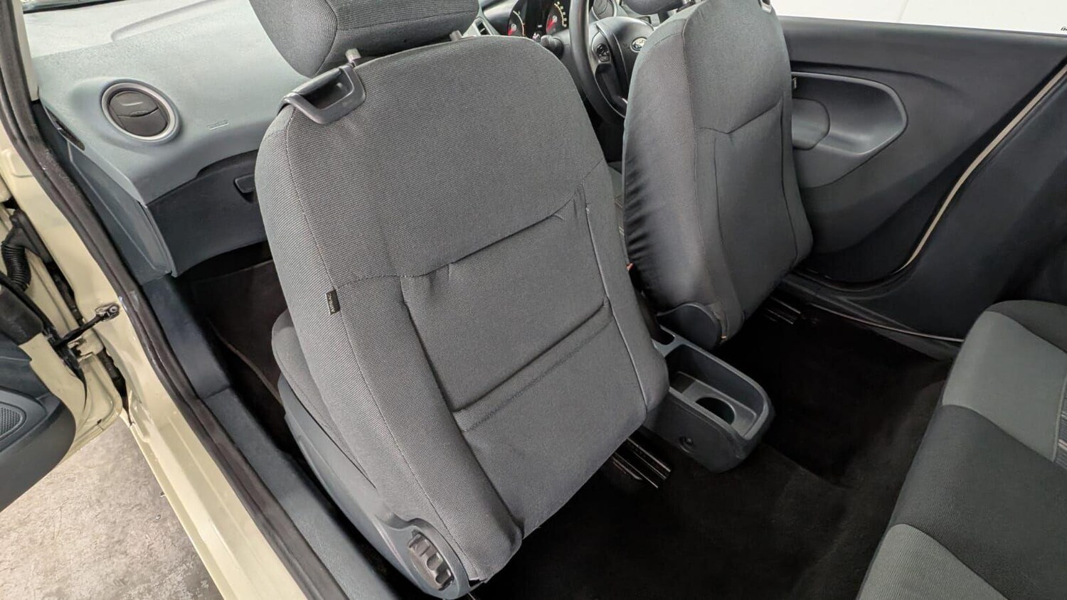 Used Ford Fiesta for sale - 77190682: Photo 27