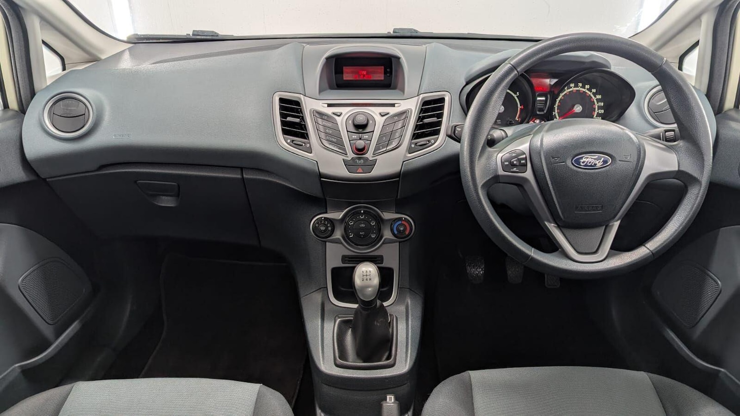 Used Ford Fiesta for sale - 77190682: Photo 4