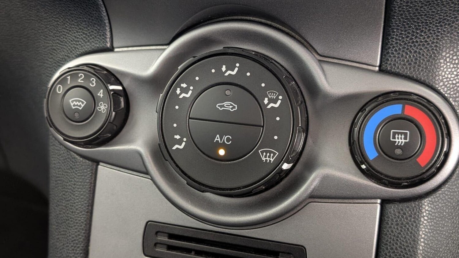 Used Ford Fiesta for sale - 77190682: Photo 58